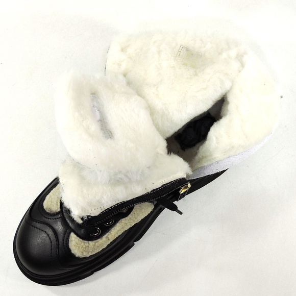 CASADEI 🇮🇹 WOMEN'S BLACK SOFT LEATHER WHITE MERINO FUR WINTER FASHION BOOTIE - Picture 7 of 12
